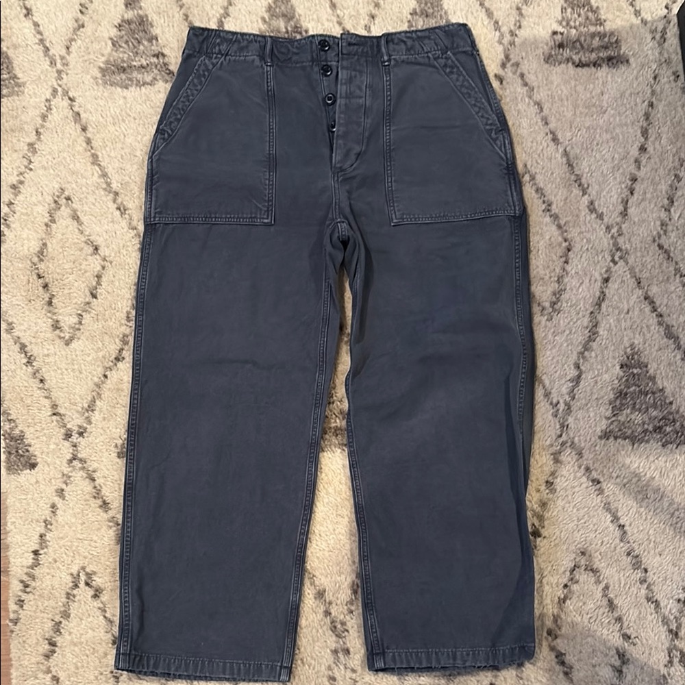 American Eagle Outfitters Gray Cargo Pants Relaxed Fit